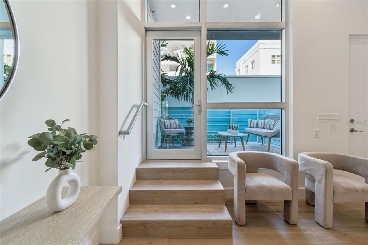 1343 4th Street, Unit 101, Sarasota, FL 34236 Photo