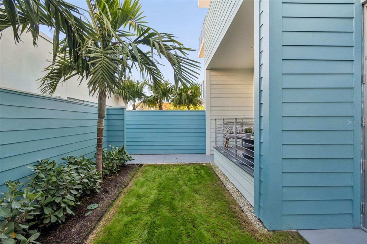 1343 4th Street, Unit 101, Sarasota, FL 34236 Photo