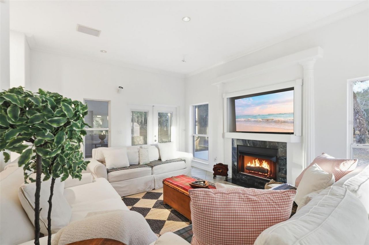 6197 Lake Winona Road, De Leon Springs, FL 32130 Photo