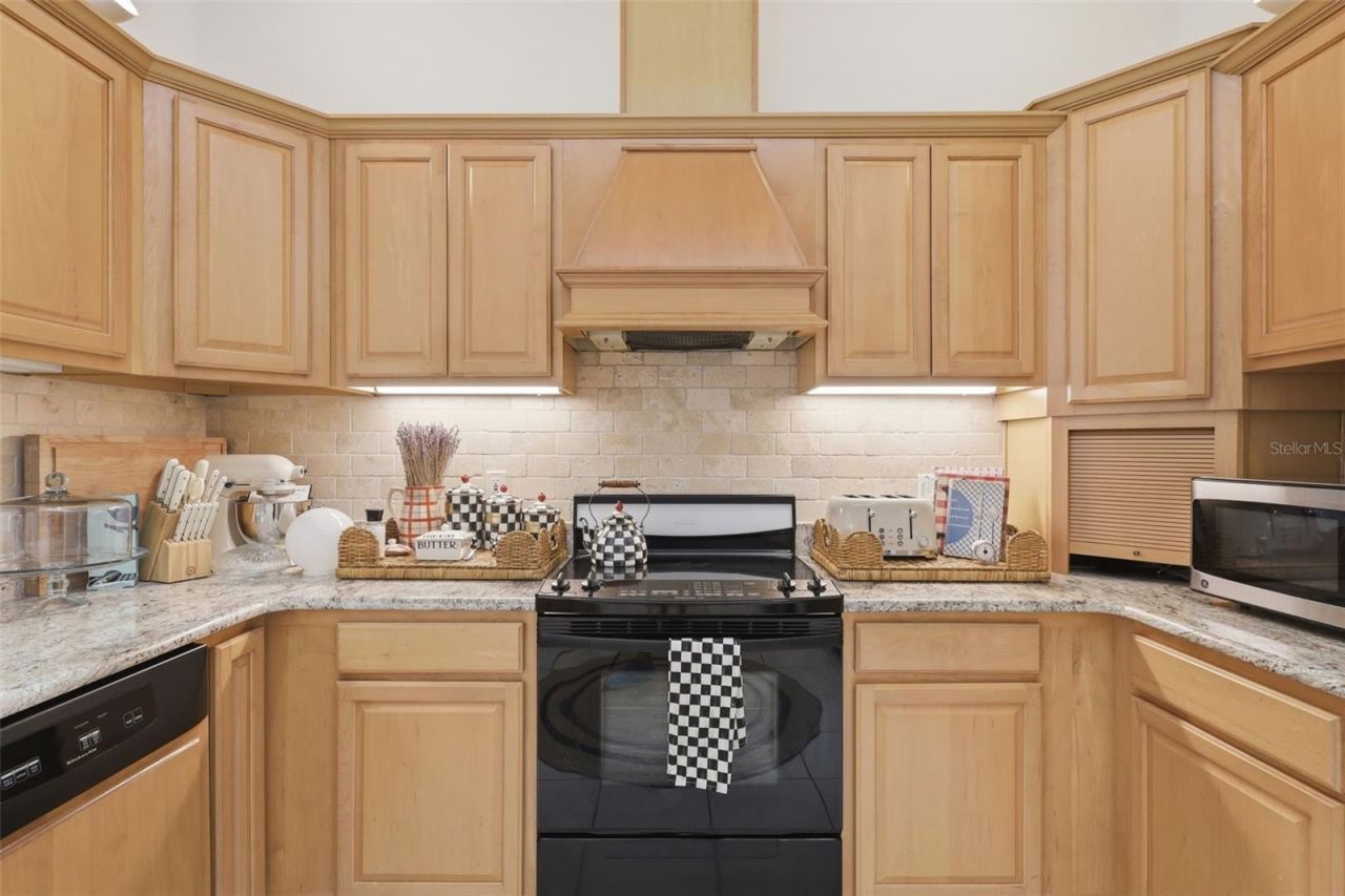 6197 Lake Winona Road, De Leon Springs, FL 32130 Photo