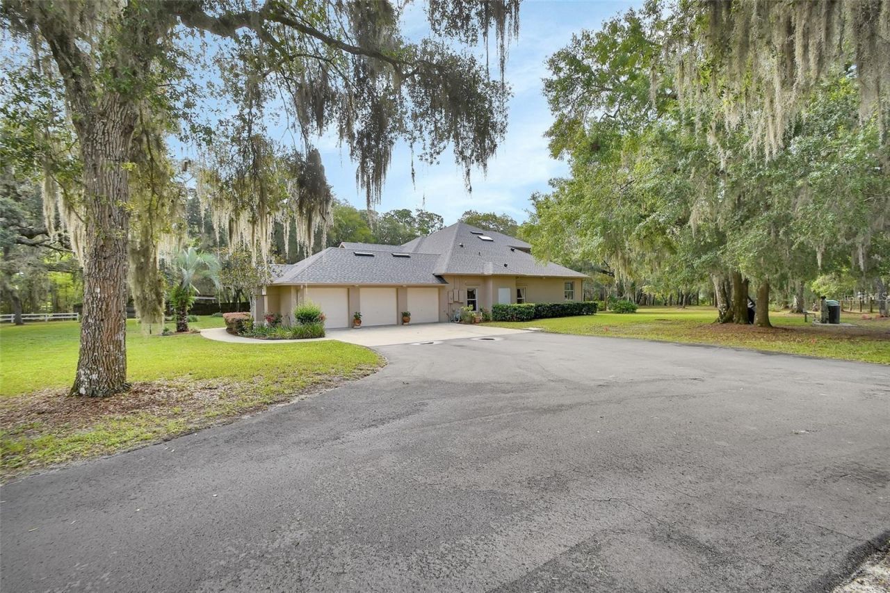6197 Lake Winona Road, De Leon Springs, FL 32130 Photo