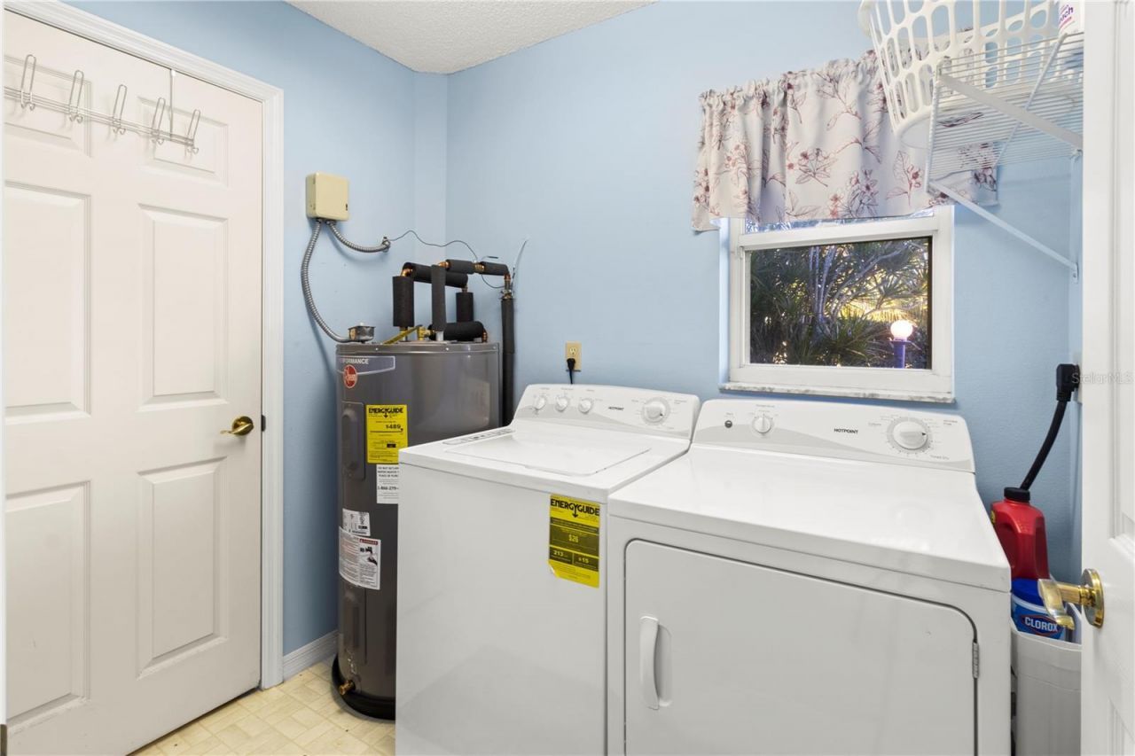 5110 86th Street Court W, Bradenton, FL 34210 Photo