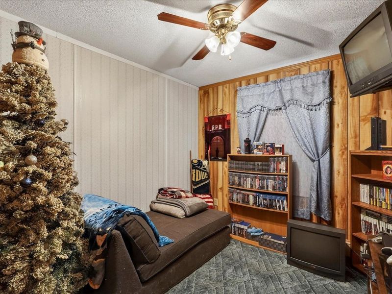 251 E 1st Street, London, OH 43140 Photo 21