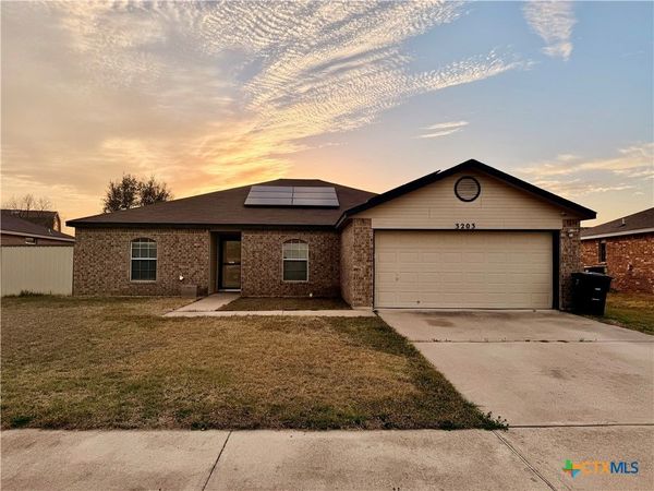 3203 Viewcrest Drive , Killeen, TX 76549