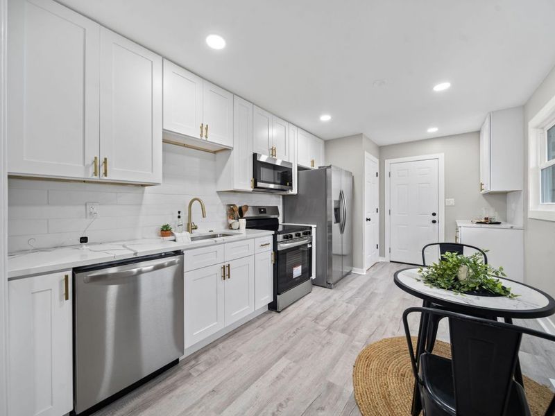 3493 Tremaine Road , Columbus, OH 43232 Photo 27