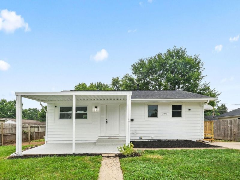 3493 Tremaine Road , Columbus, OH 43232 Photo 3