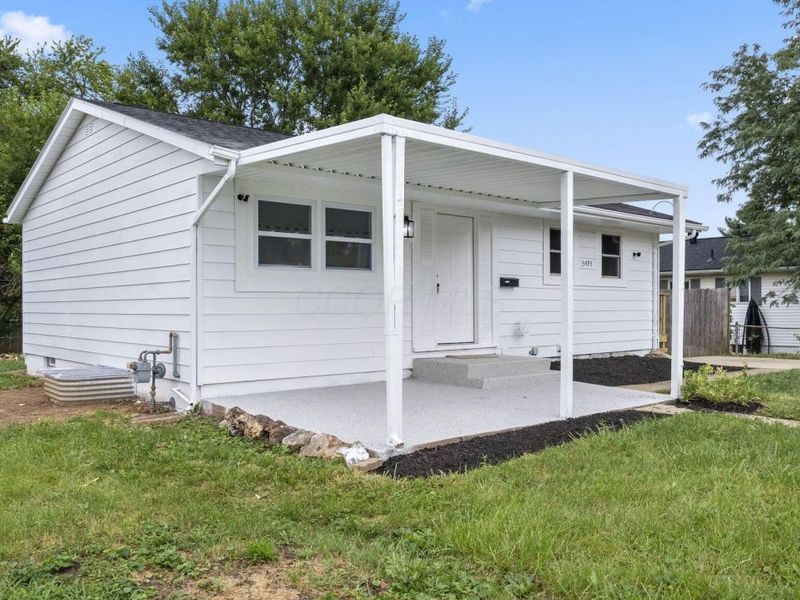 3493 Tremaine Road , Columbus, OH 43232 Photo 5