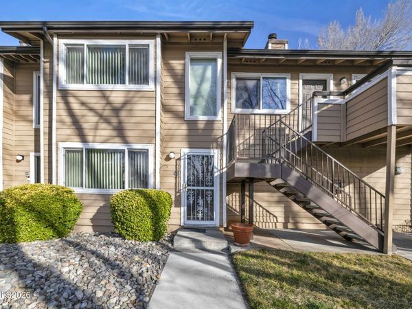 422 Barclay Court, Reno, NV 89511