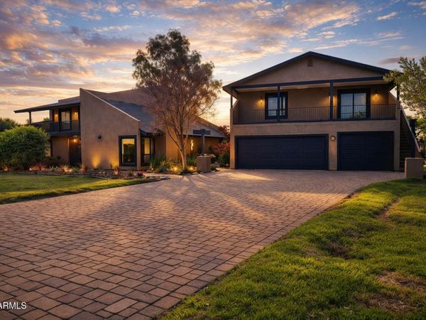 1806 S LOS ALAMOS, Mesa, AZ 85204