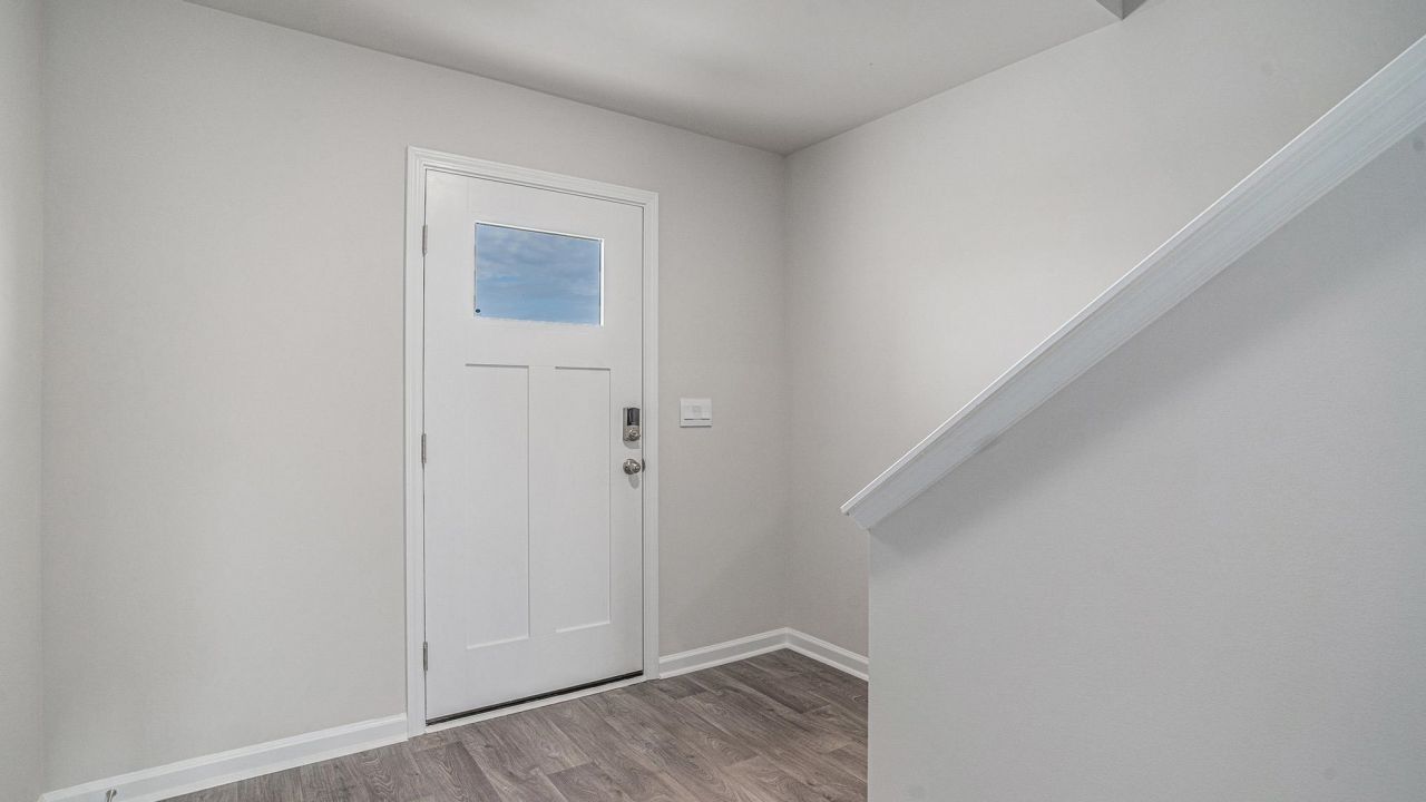 480 Acosta Circle  Photo 5