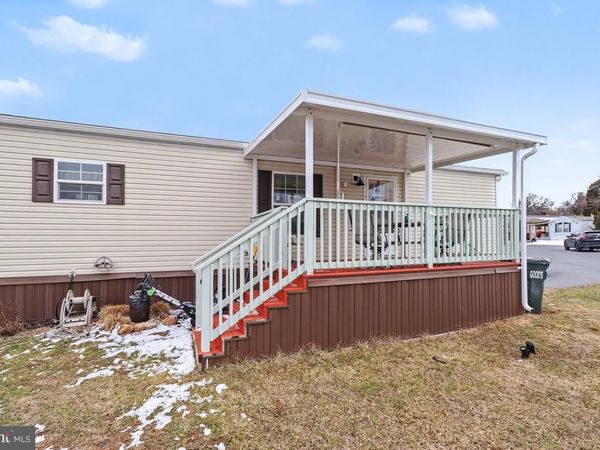 9 VISTA LANE, MANHEIM, PA 17545