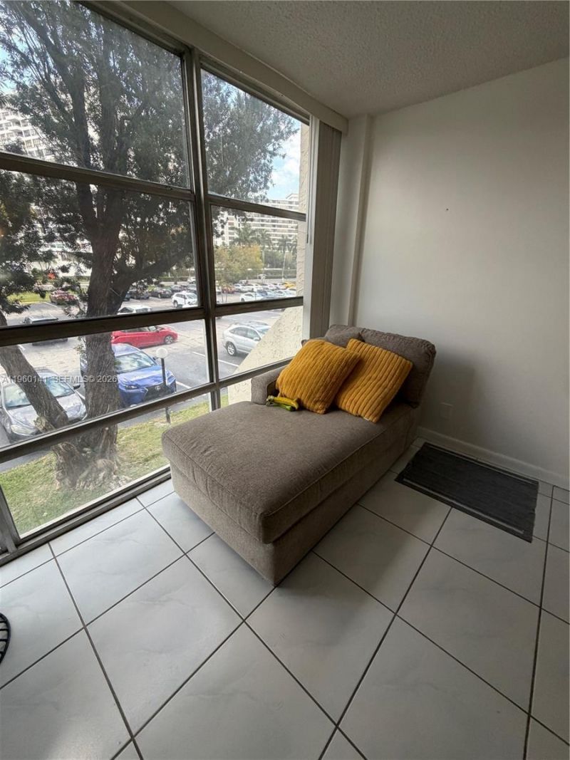 701 Three Islands Blvd, Unit 201, Hallandale Beach, FL 33009 Photo