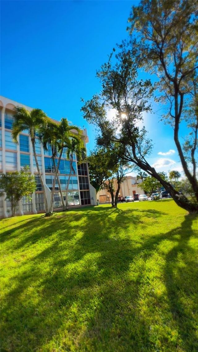 701 Three Islands Blvd, Unit 201, Hallandale Beach, FL 33009 Photo
