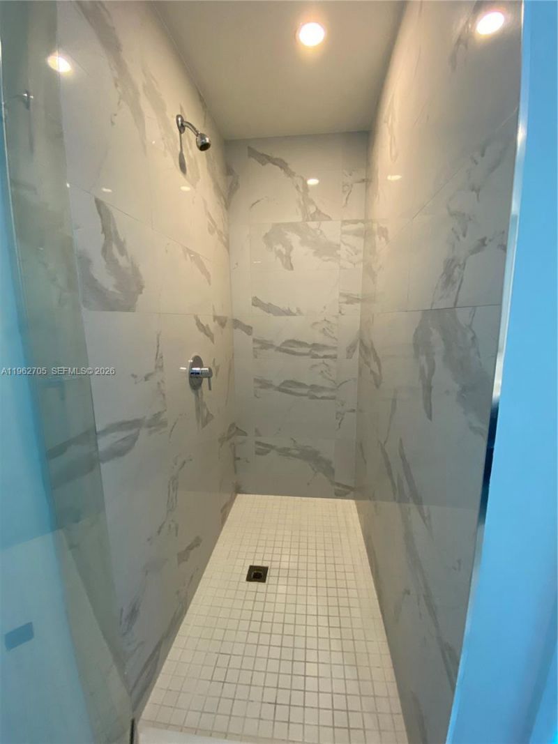 851 NE 1st Ave, Unit 1508, Miami, FL 33132 Photo