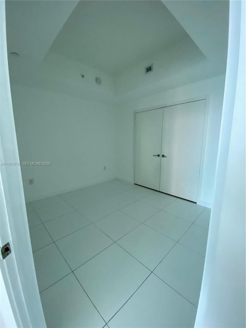 851 NE 1st Ave, Unit 1508, Miami, FL 33132 Photo