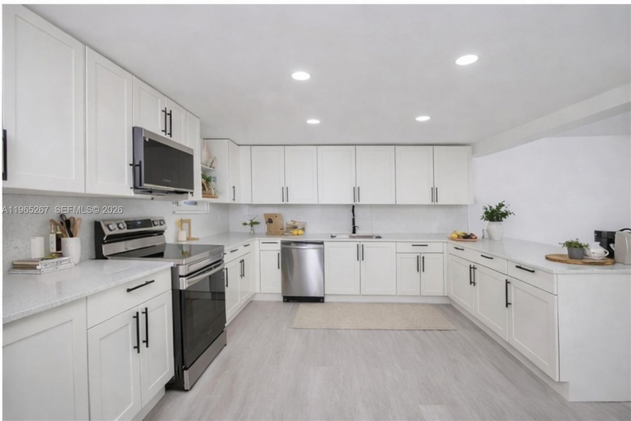 2971 NW 171st Ter, Miami Gardens, FL 33056 Photo