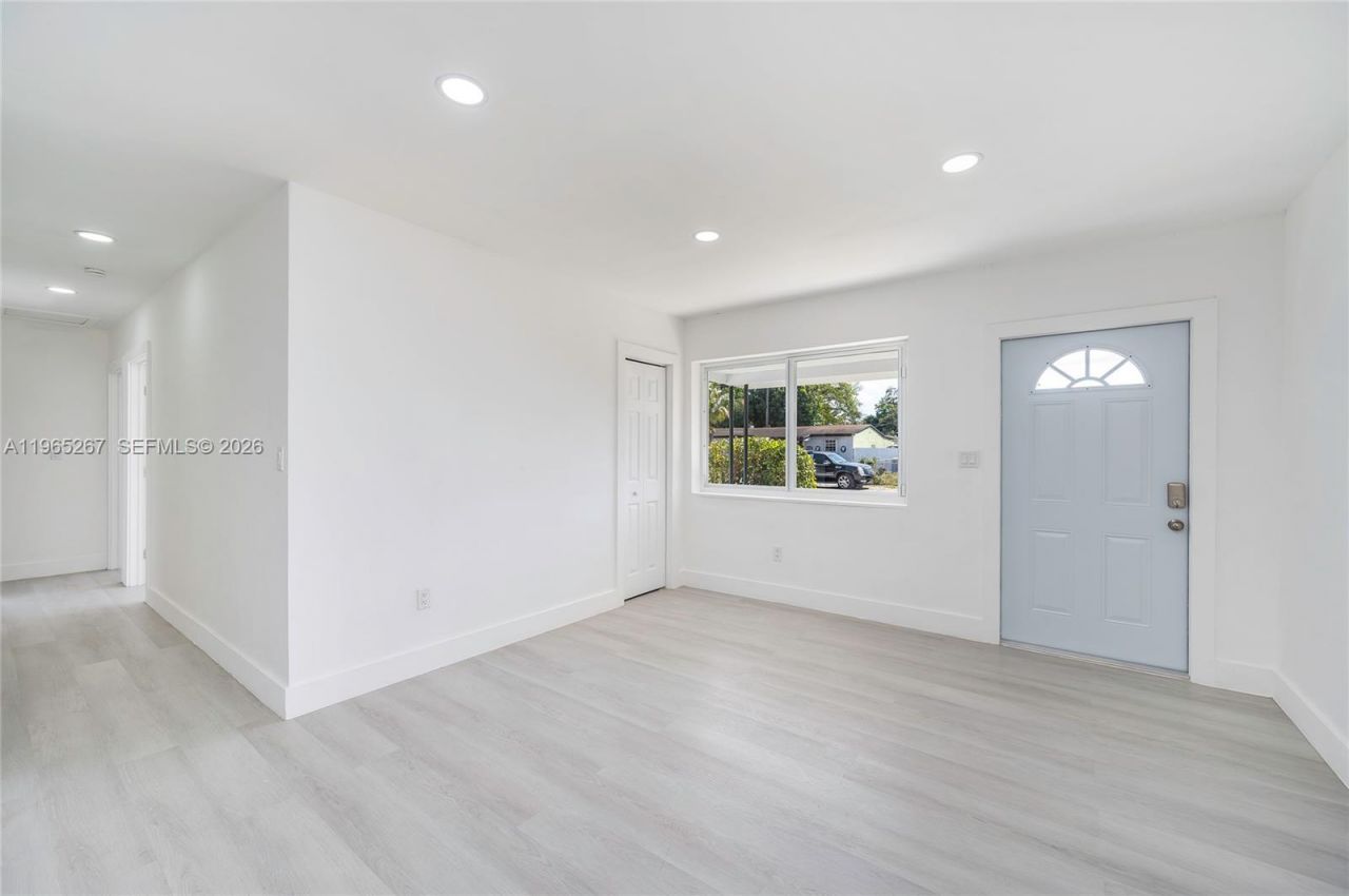 2971 NW 171st Ter, Miami Gardens, FL 33056 Photo