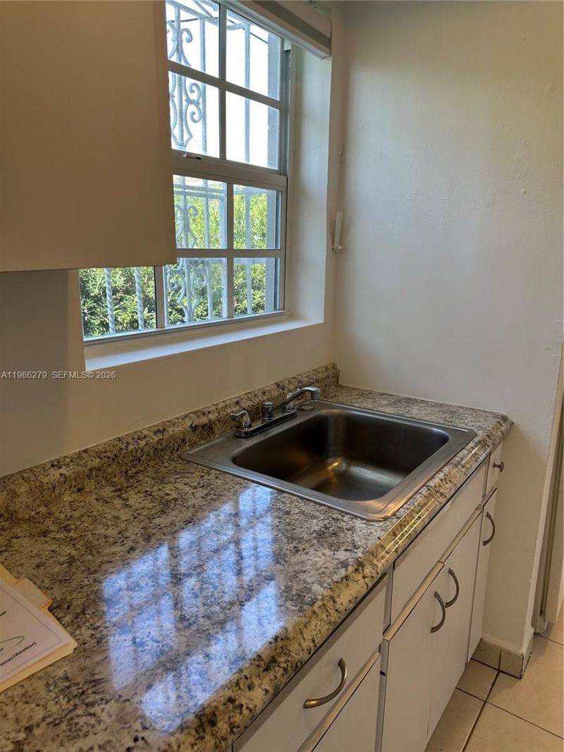 Please Call For Address, Unit REAR House, Miami, FL 33133 Photo