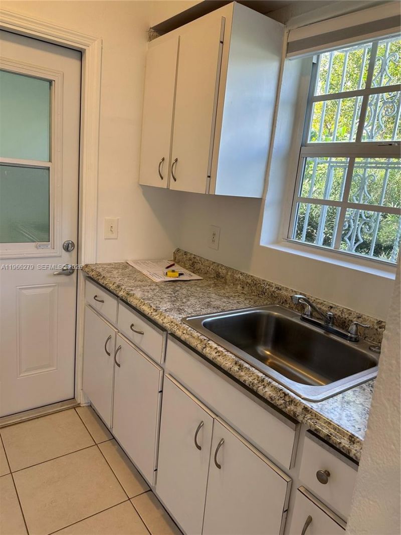 Please Call For Address, Unit REAR House, Miami, FL 33133 Photo