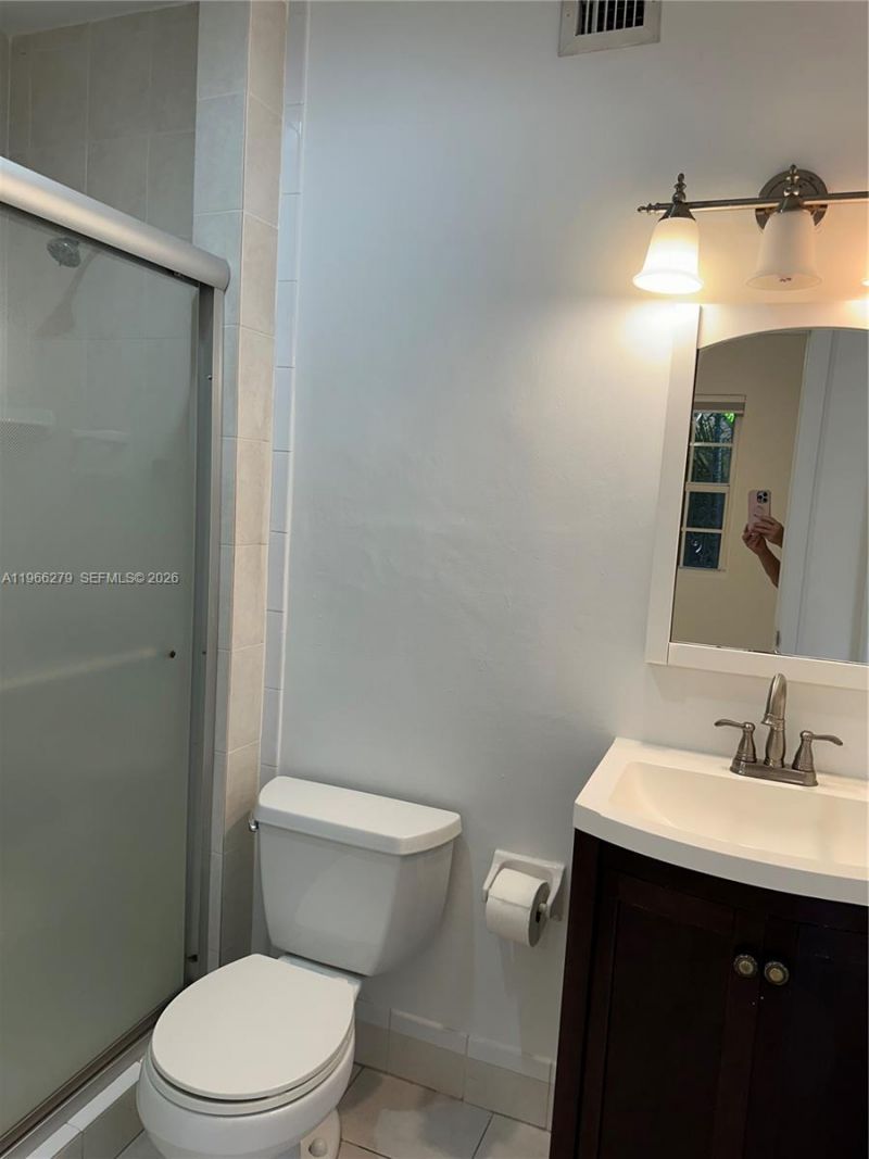 Please Call For Address, Unit REAR House, Miami, FL 33133 Photo