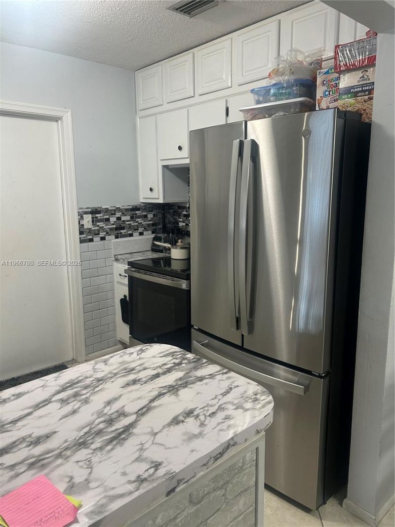 5715 NW 85th Ave, Tamarac, FL 33321 Photo