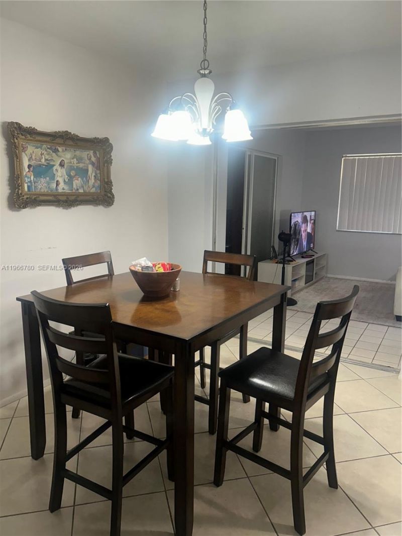 5715 NW 85th Ave, Tamarac, FL 33321 Photo