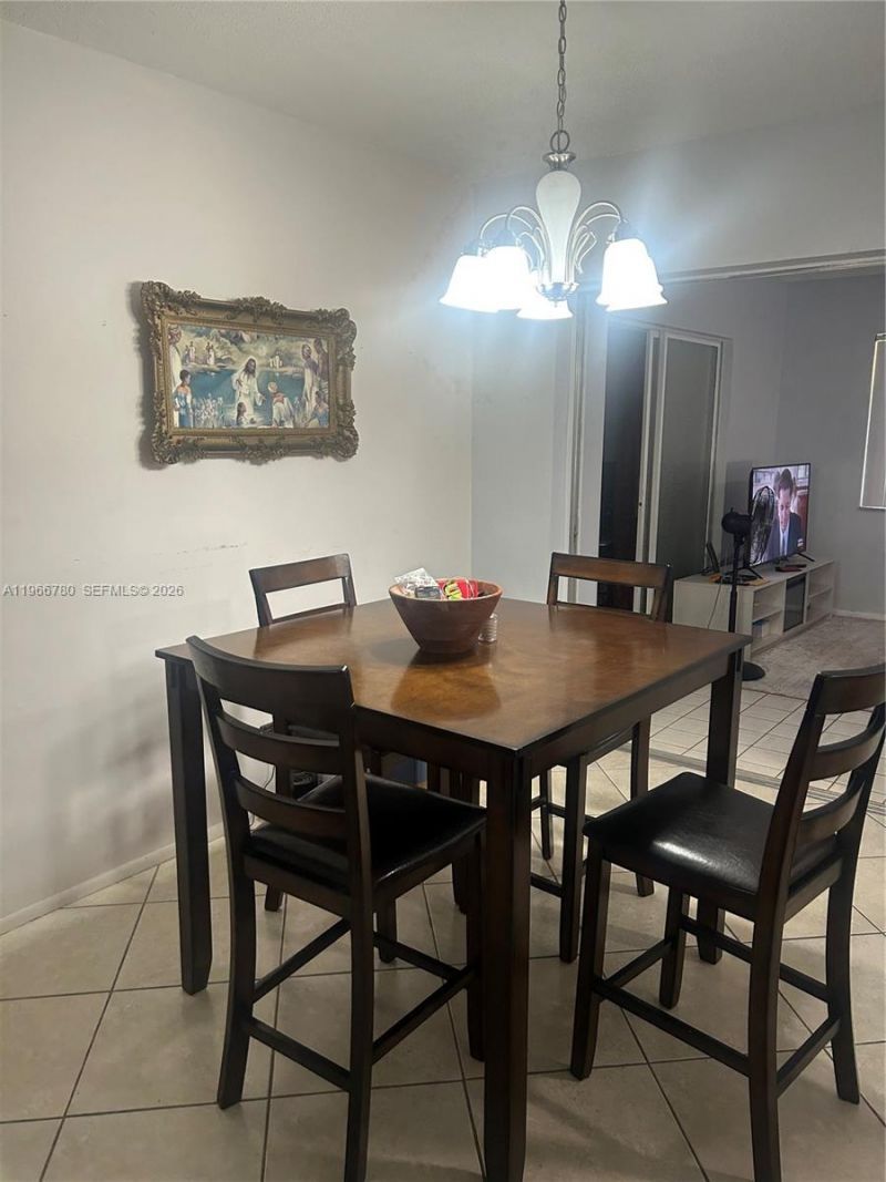 5715 NW 85th Ave, Tamarac, FL 33321 Photo