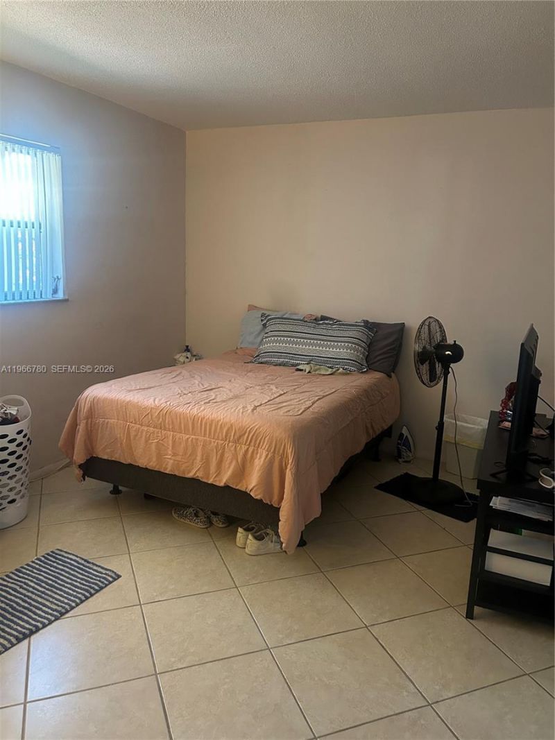 5715 NW 85th Ave , Tamarac, FL 33321 Photo