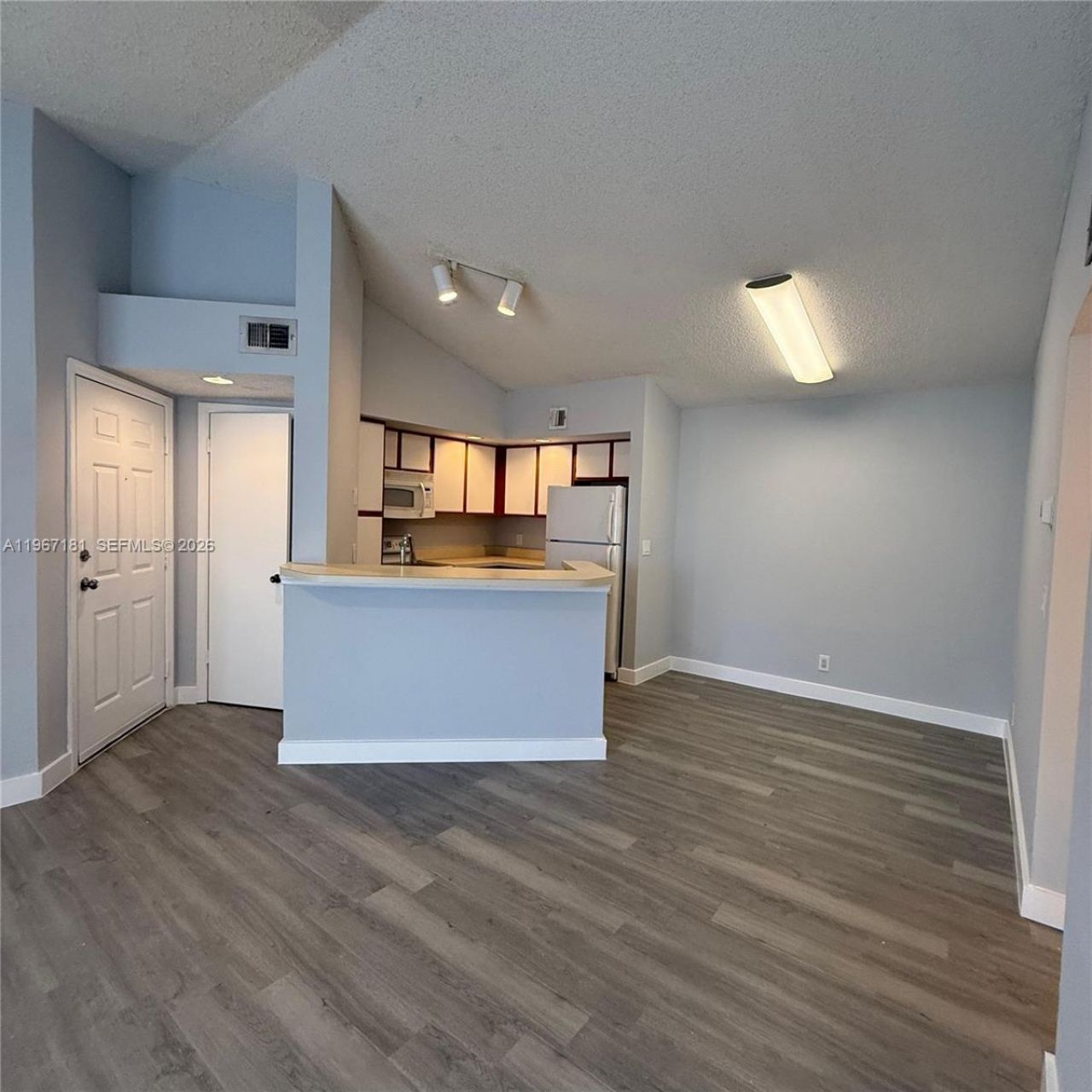 3330 Pinewalk Dr N, Unit 1634, Margate, FL 33063 Photo