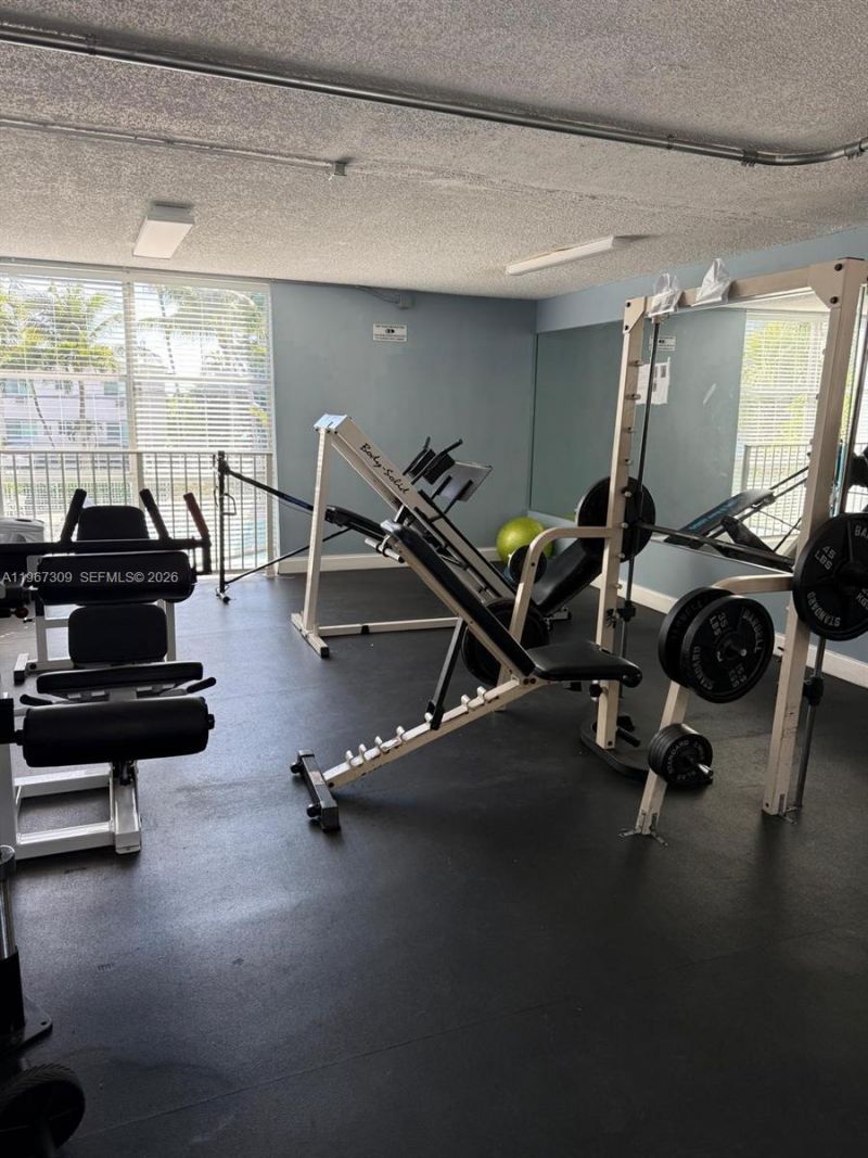 1801 S Treasure Dr, Unit 407, North Bay Village, FL 33141 Photo