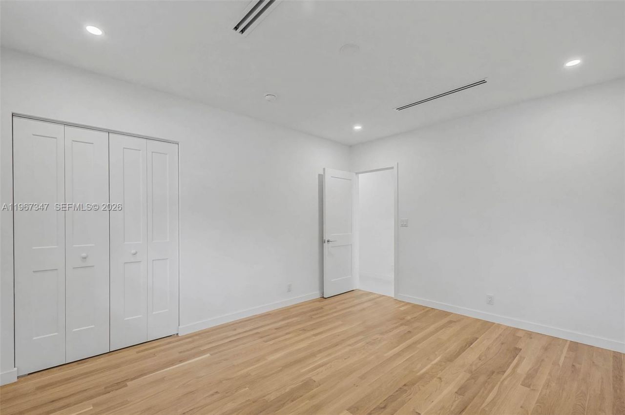 12940 SW 73rd Ave , Pinecrest, FL 33156 Photo