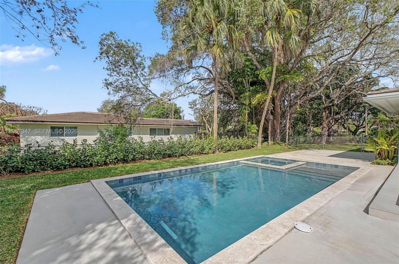 12940 SW 73rd Ave , Pinecrest, FL 33156 Photo