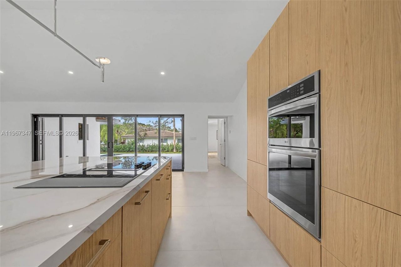 12940 SW 73rd Ave , Pinecrest, FL 33156 Photo