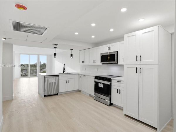 155 Isle Of Venice Dr , Unit 701, Fort Lauderdale, FL 33301