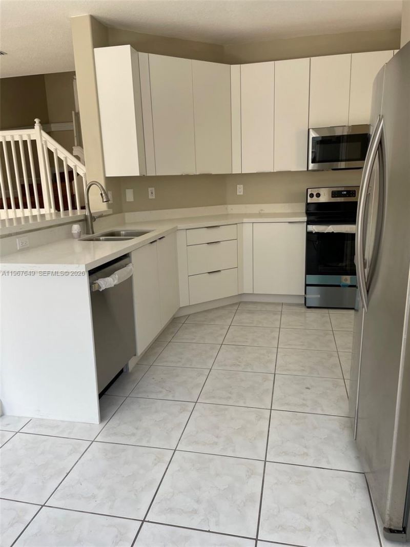 11042 NW 48th Ln , Doral, FL 33178 Photo