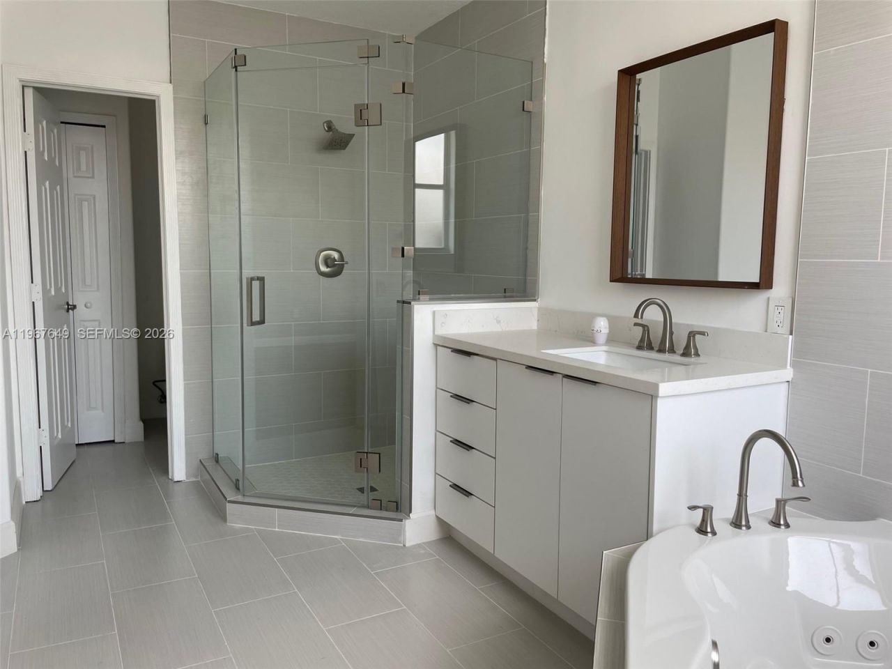 11042 NW 48th Ln , Doral, FL 33178 Photo