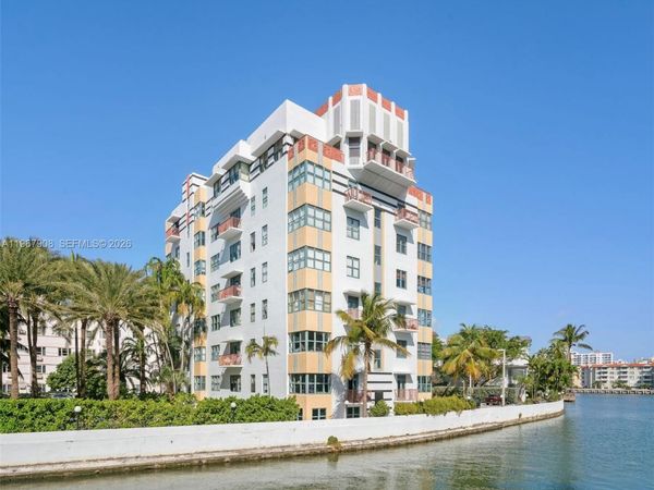 2421 Lake Pancoast Dr, Unit 2C, Miami Beach, FL 33140