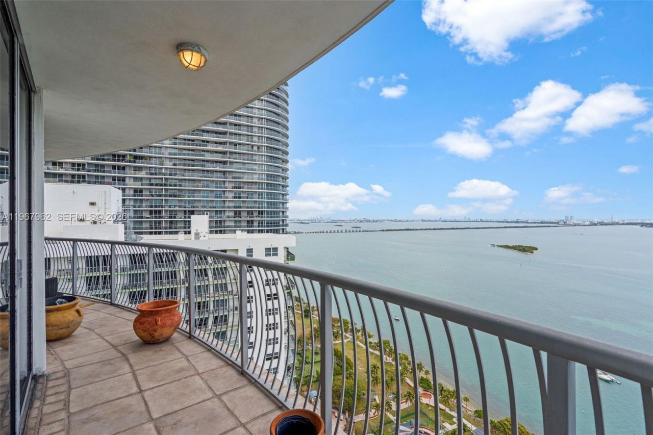 1750 N Bayshore Dr, Unit 3901, Miami, FL 33132 Photo