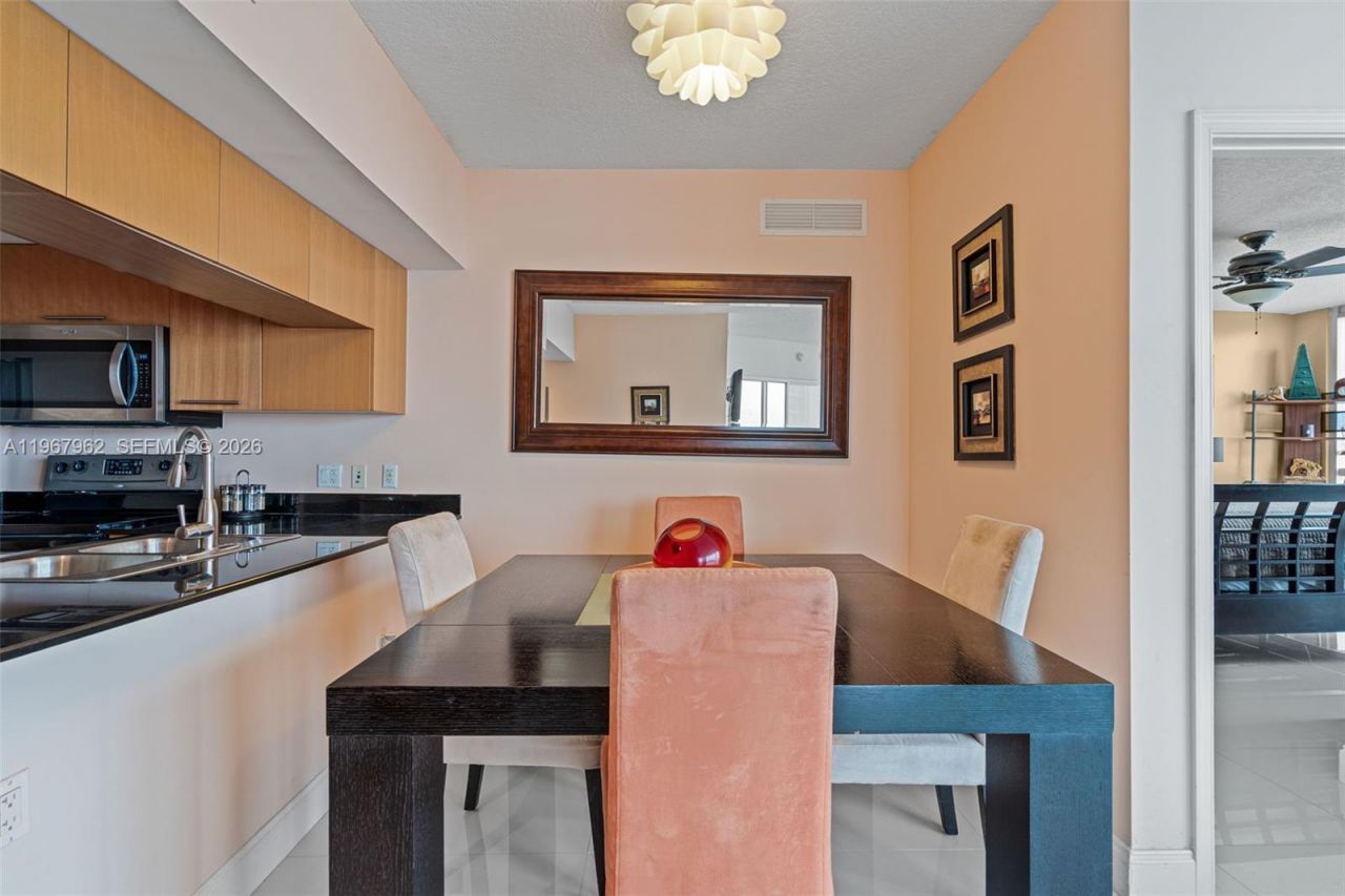 1750 N Bayshore Dr, Unit 3901, Miami, FL 33132 Photo