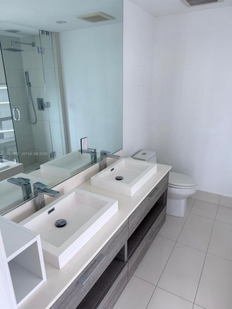 650 NE 32nd St, Unit 2507, Miami, FL 33137 Photo