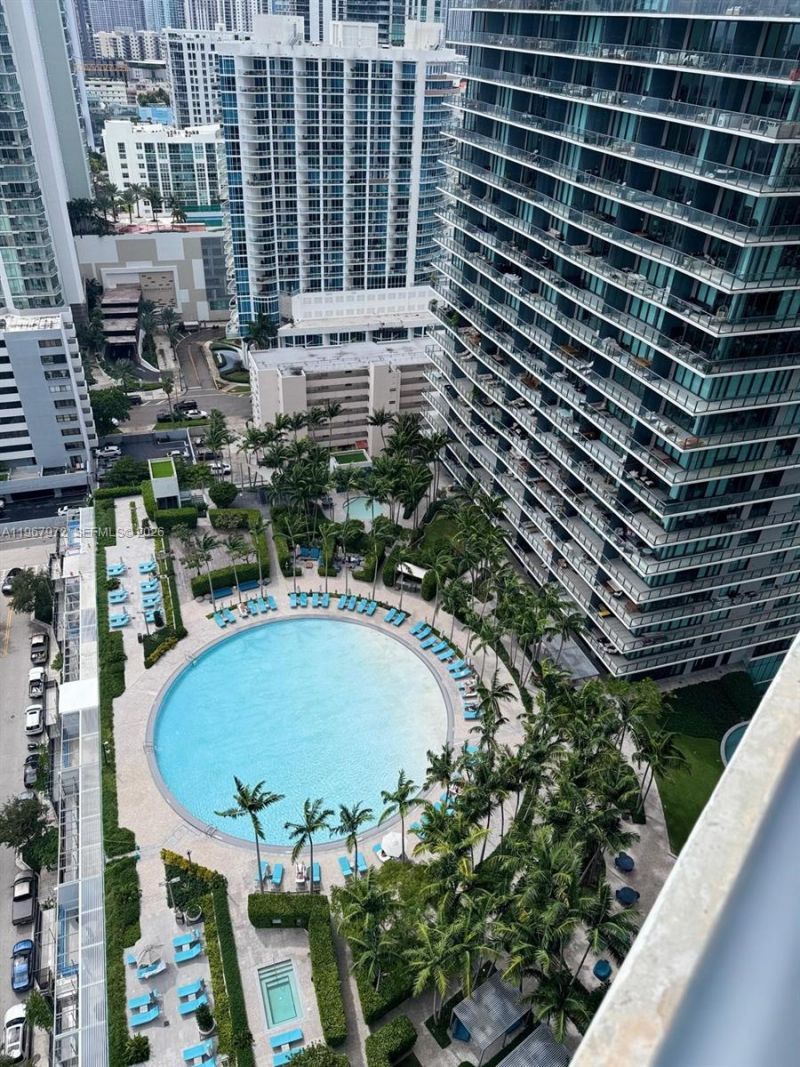 650 NE 32nd St, Unit 2507, Miami, FL 33137 Photo