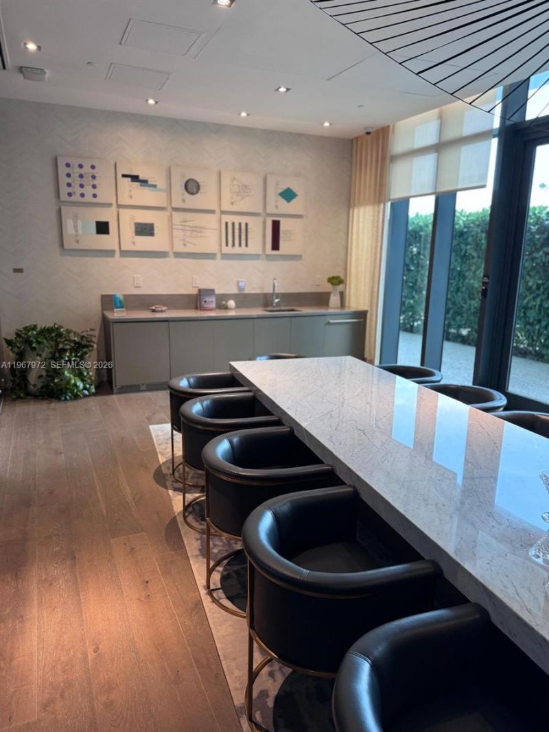 650 NE 32nd St, Unit 2507, Miami, FL 33137 Photo