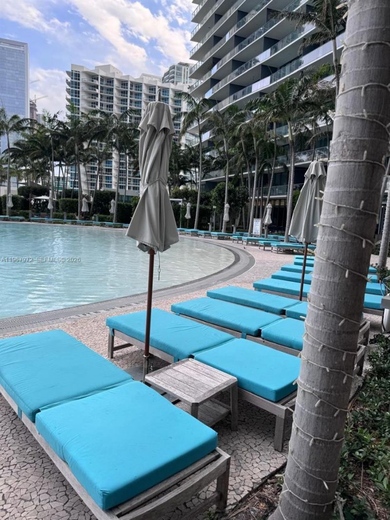 650 NE 32nd St, Unit 2507, Miami, FL 33137 Photo