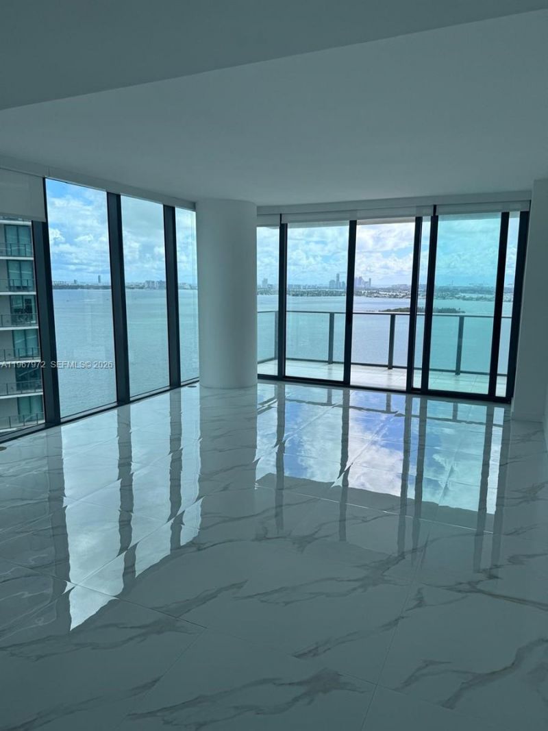 650 NE 32nd St, Unit 2507, Miami, FL 33137 Photo