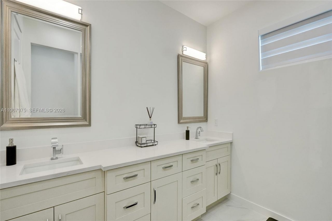 4593 Meadow Green Trl , Lake Worth, FL 33463 Photo