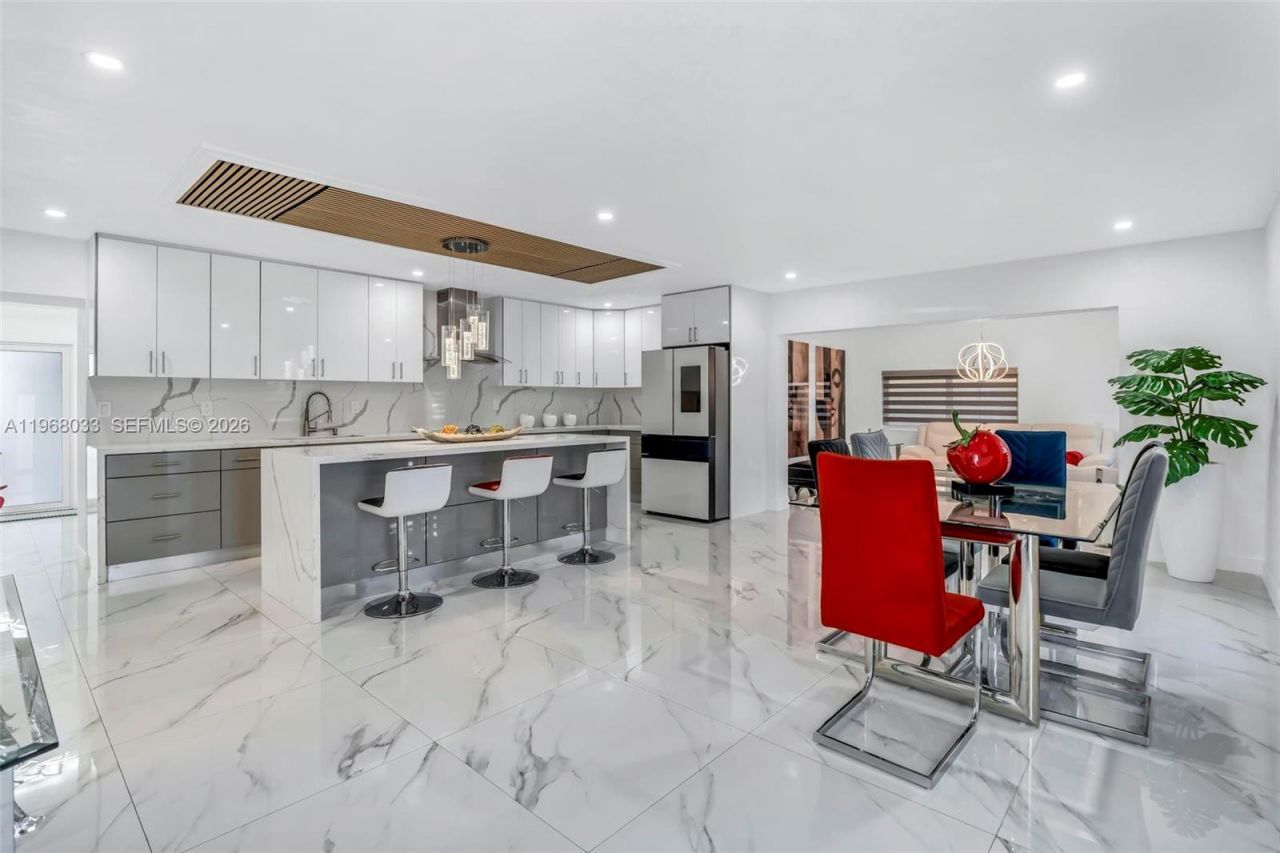 4920 NW 196th Ter , Miami Gardens, FL 33055 Photo