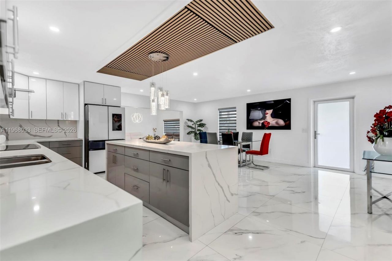 4920 NW 196th Ter , Miami Gardens, FL 33055 Photo