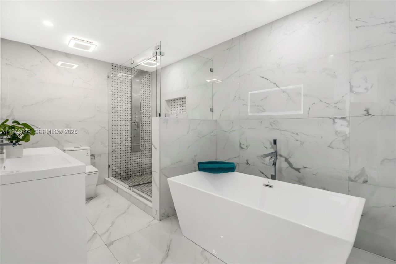 4920 NW 196th Ter , Miami Gardens, FL 33055 Photo