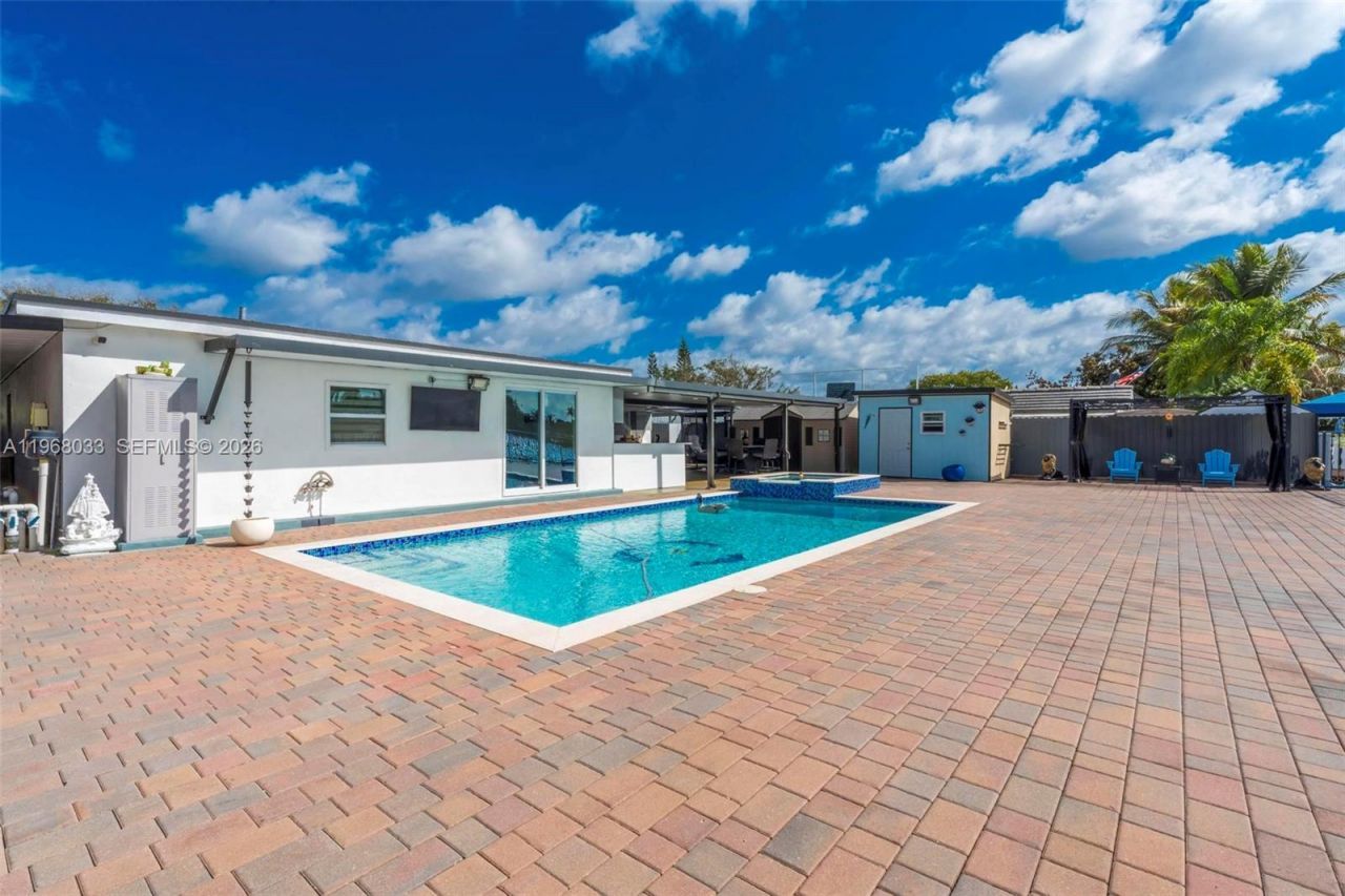 4920 NW 196th Ter , Miami Gardens, FL 33055 Photo