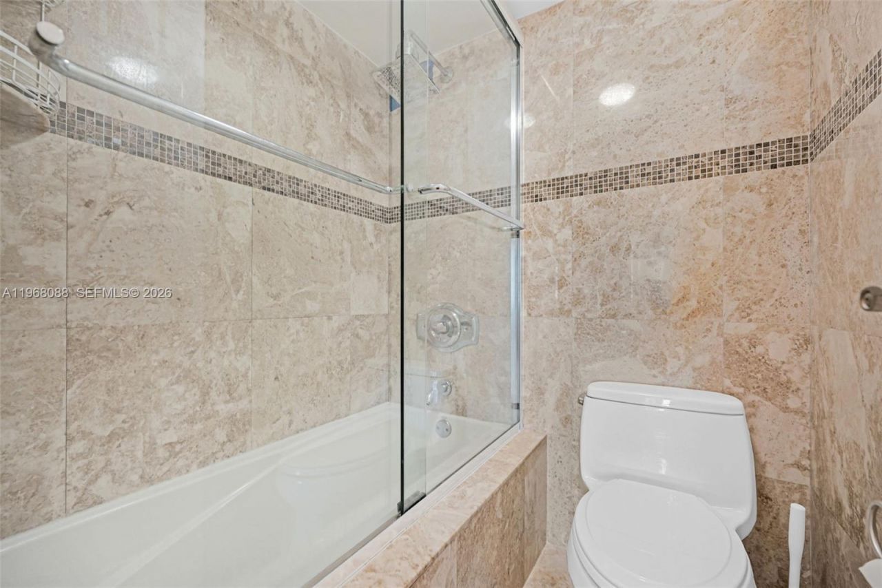 5700 Collins Ave , Unit 12K, Miami Beach, FL 33140 Photo